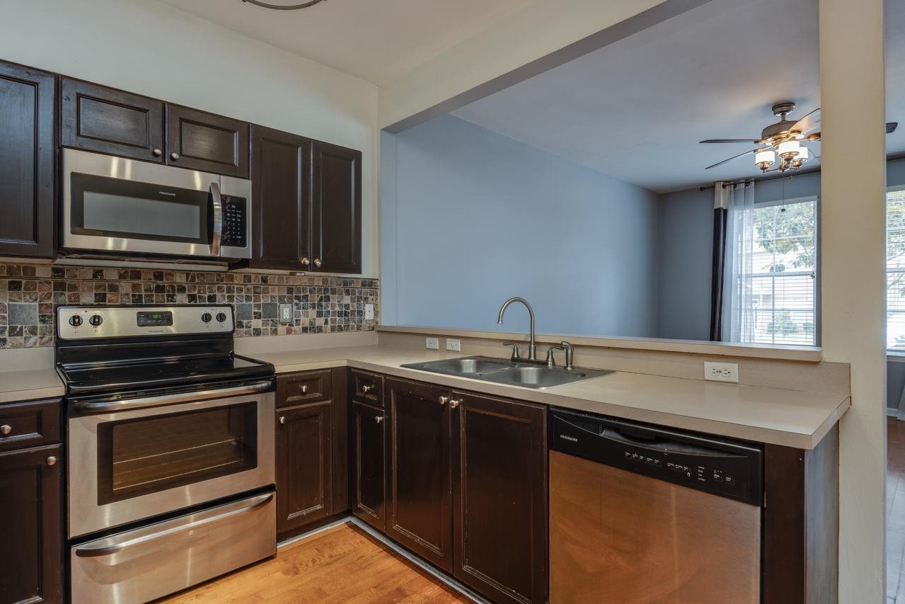 2014 Midyette Road, Unit 402 Tallahassee, FL 32301 - Photo 25 of 36 Gallery Image 25