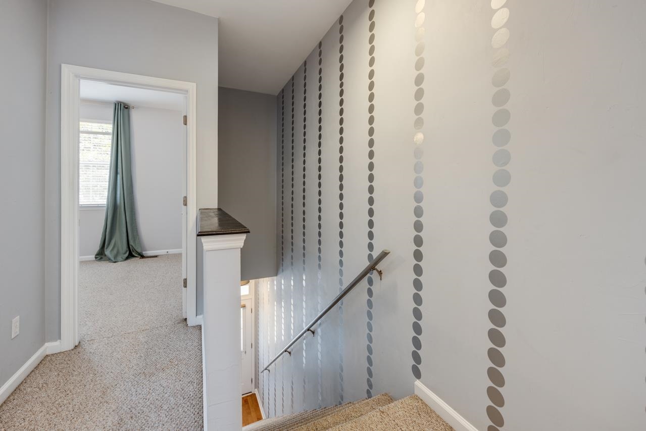 2014 Midyette Road, Unit 402 Tallahassee, FL 32301 - Photo 5 of 36 Gallery Image 5