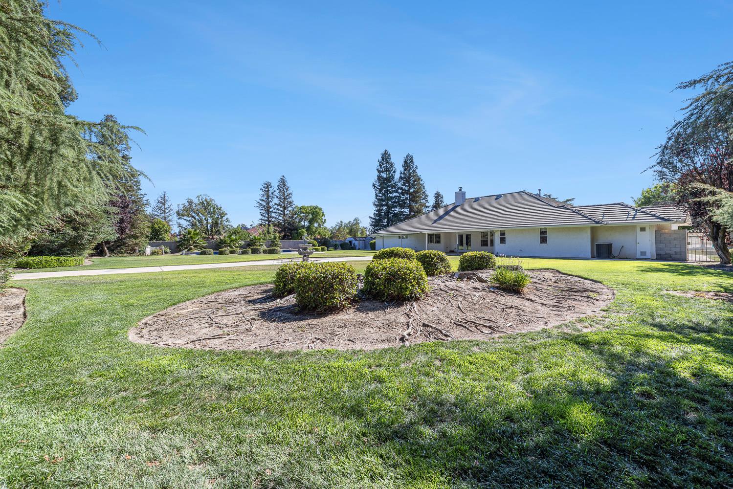 16673 La Canada Road Madera, CA 93636 - Photo 49 of 73