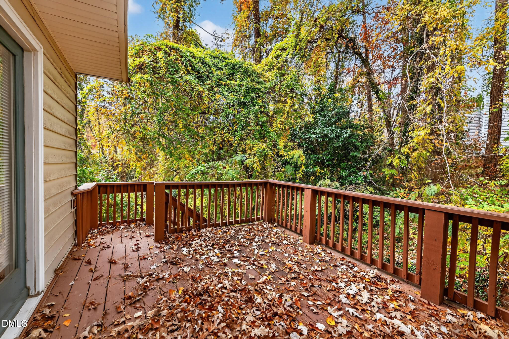 4131 Kaplan Drive Raleigh, NC 27606 - Photo 15 of 34 01_4131_Kaplan_Dr_Raleigh_NC_27606-Exter