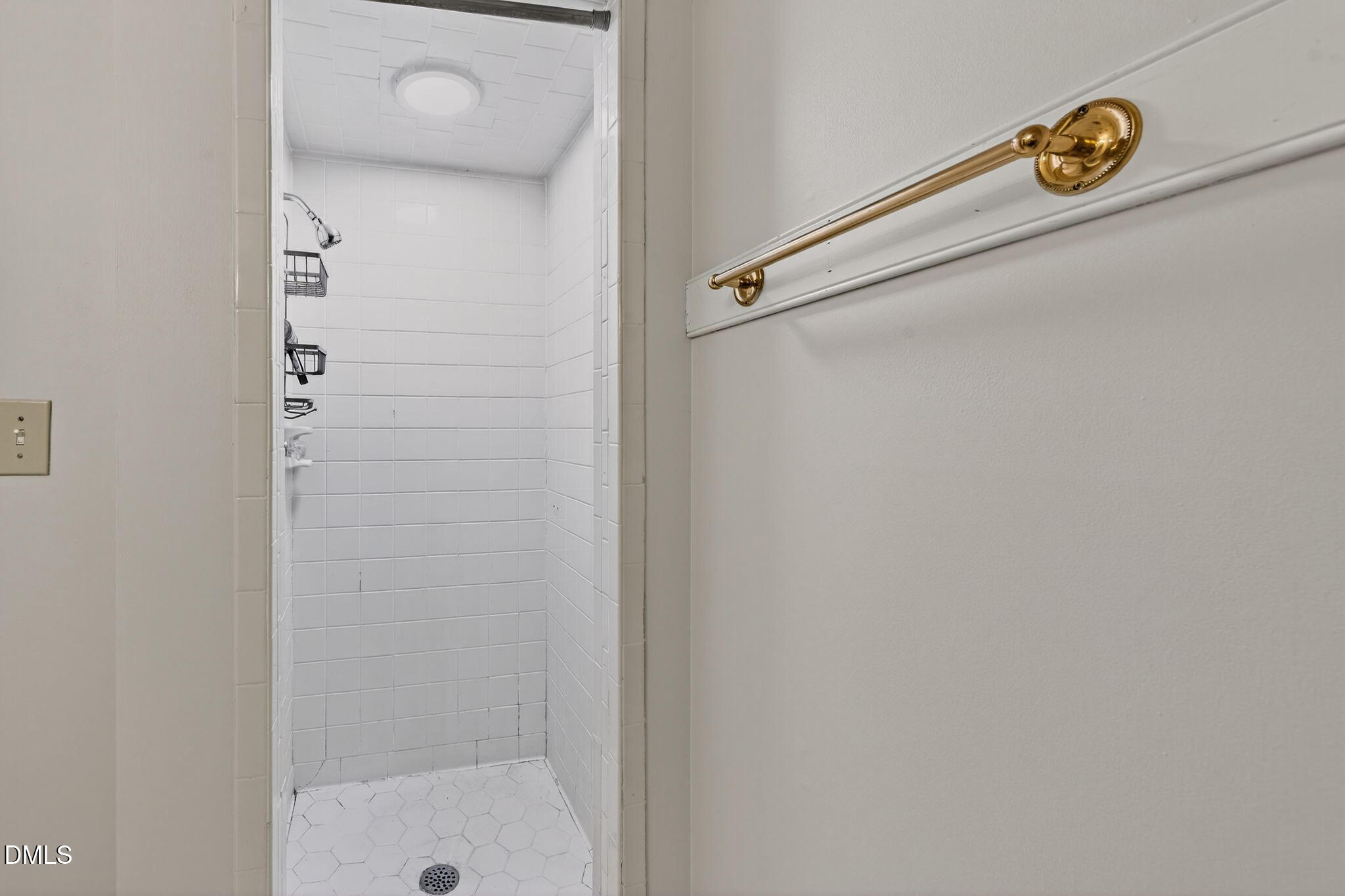 4131 Kaplan Drive Raleigh, NC 27606 - Photo 27 of 34 27_4131_Kaplan_Dr_Raleigh_NC_27606-Bathr