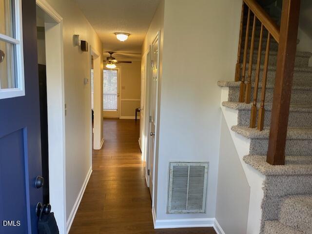 4131 Kaplan Drive Raleigh, NC 27606 - Photo 3 of 34 Entry