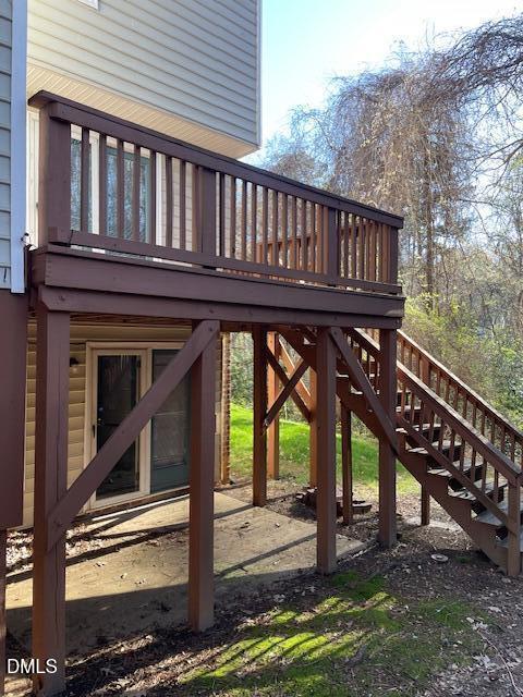 4131 Kaplan Drive Raleigh, NC 27606 - Photo 32 of 34 Deck and Patio