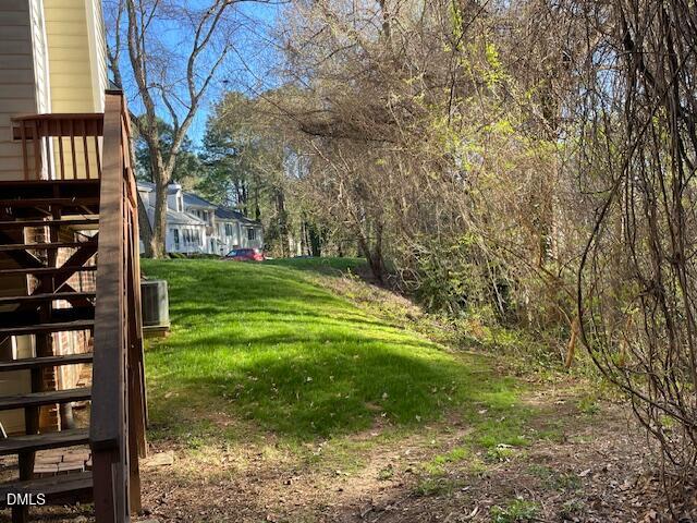 4131 Kaplan Drive Raleigh, NC 27606 - Photo 34 of 34 Side Yard