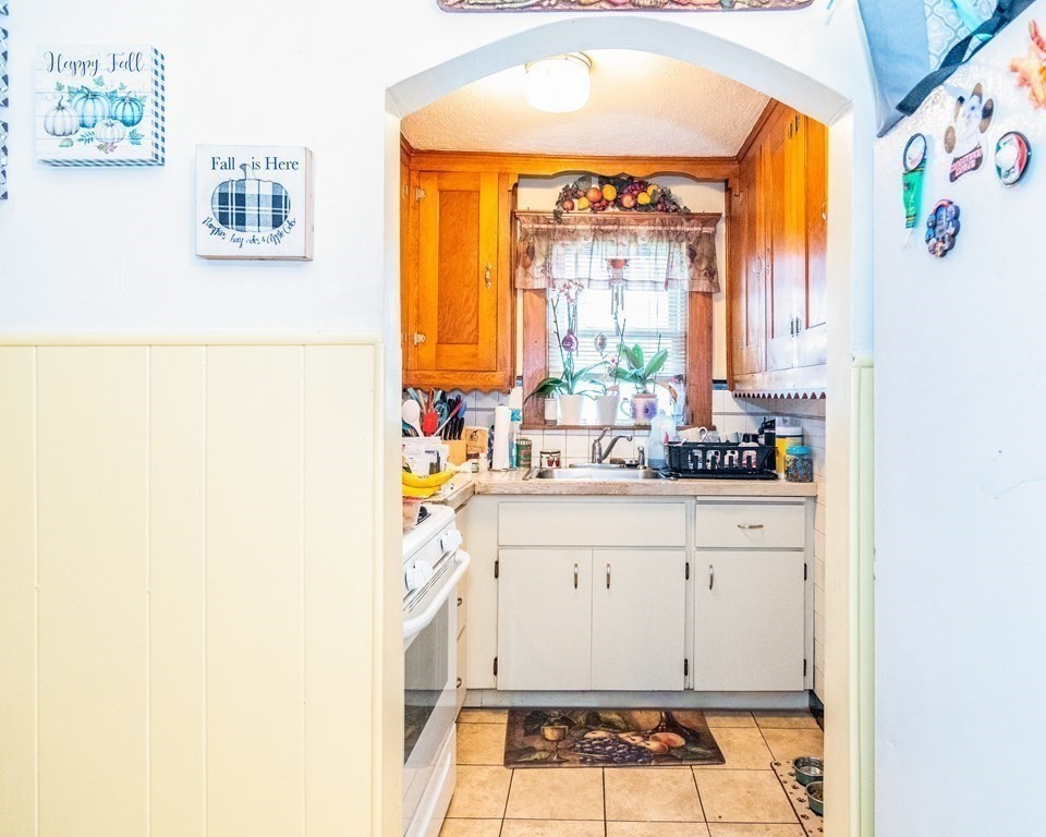116 Lantern Road Revere, MA 02151 - Photo 3 of 22 Gallery Image 3