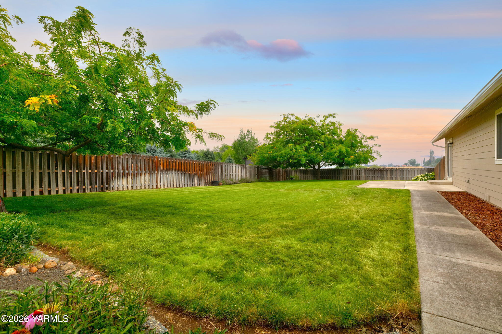 14809 Douglas Road Yakima, WA 98908 - Photo 20 of 25 McGuire_260720_Douglas_Yakima_10