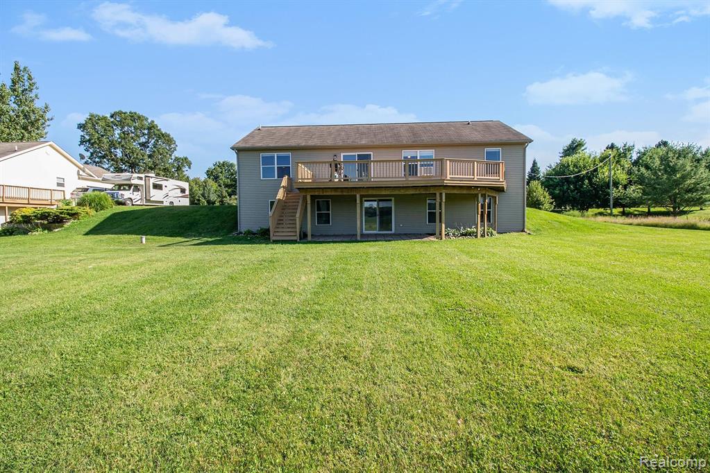 5040 West Coon Lake Road Howell, MI 48843 - Photo 24 of 27