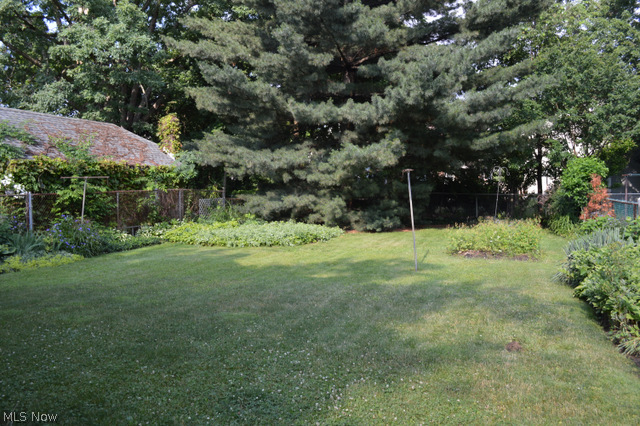 736 Thayer Street Akron, OH 44310 - Photo 4 of 23