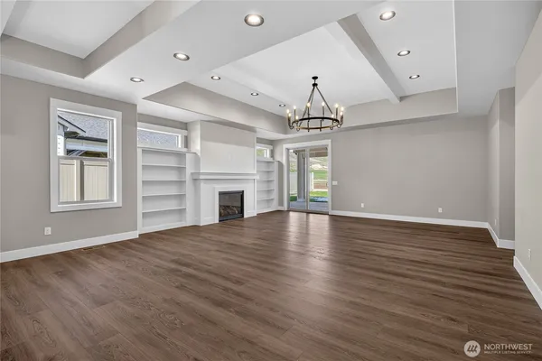 $699,900 | 914 Racine Spgs Drive, Wenatchee, WA 98801