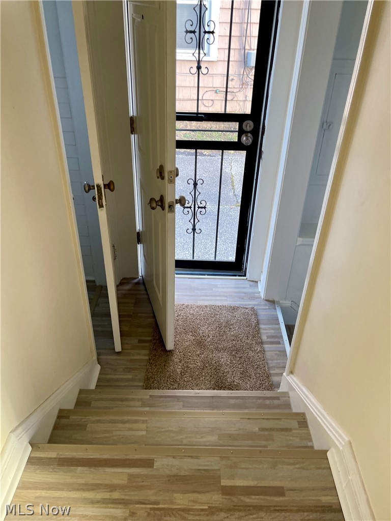 3073 Livingston Road Cleveland, OH 44120 - Photo 17 of 20 Gallery Image 17