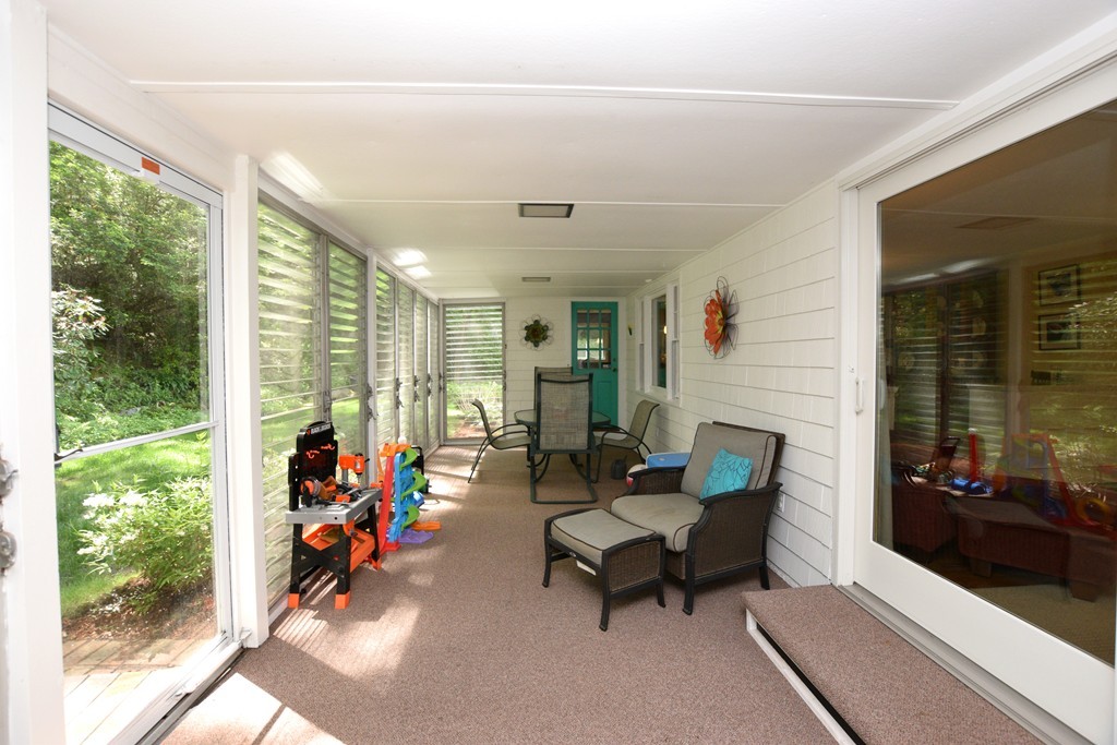 148 Boston Rock Road Melrose, MA 02176 - Photo 11 of 12 Gallery Image 11