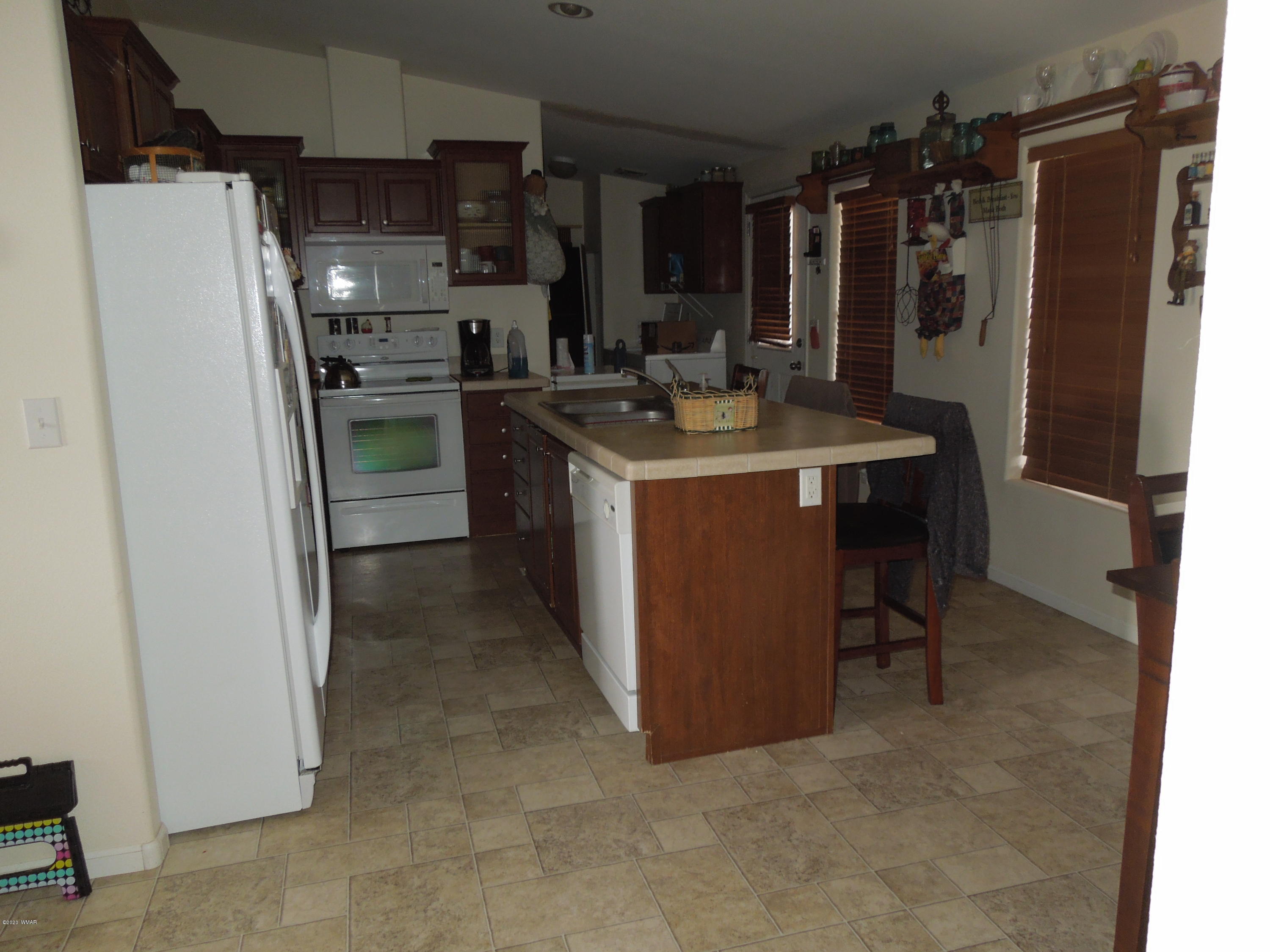 407 Tumbling T Drive Springerville, AZ 85938 - Photo 29 of 37