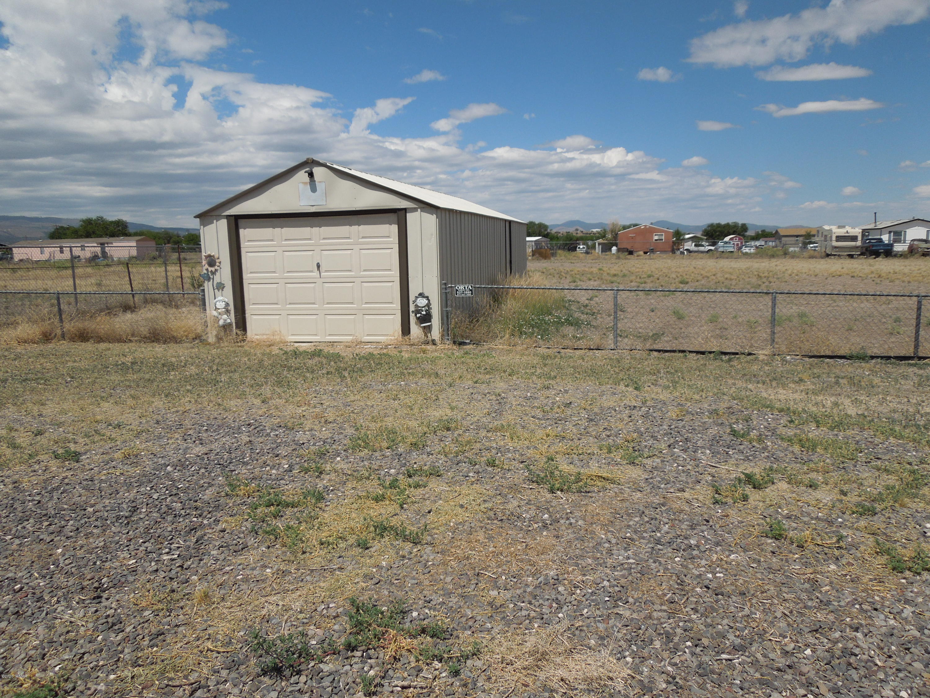 407 Tumbling T Drive Springerville, AZ 85938 - Photo 4 of 37
