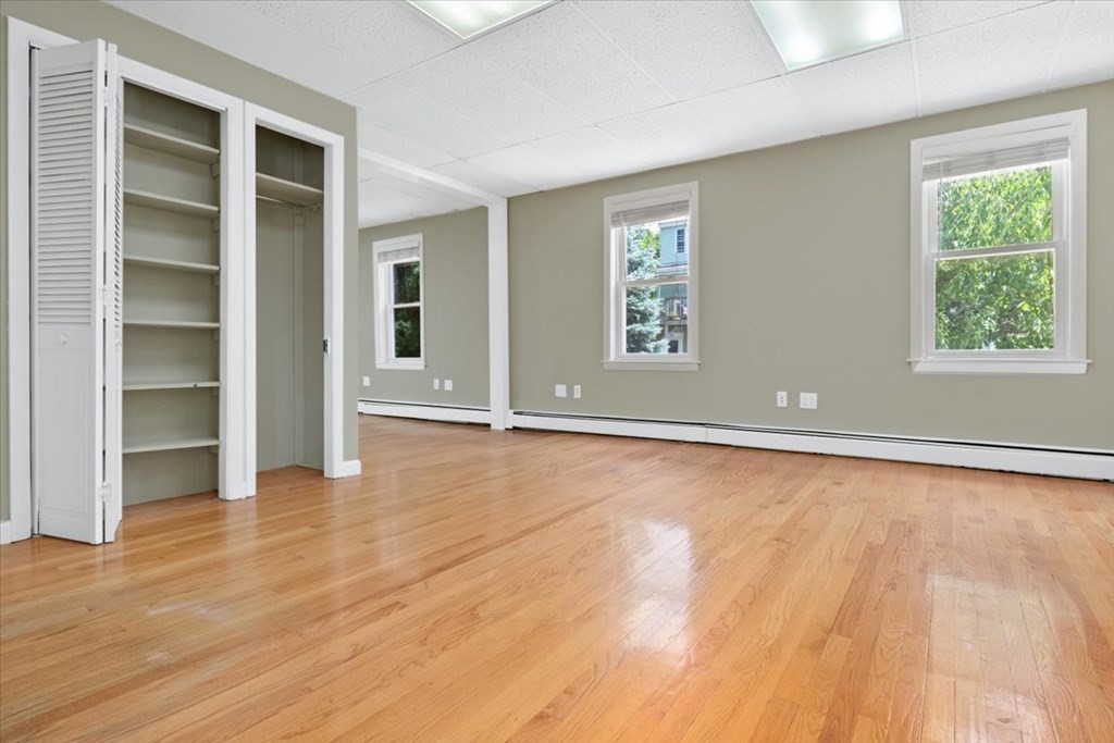 276 North Harvard Street Boston, MA 02134 - Photo 7 of 25