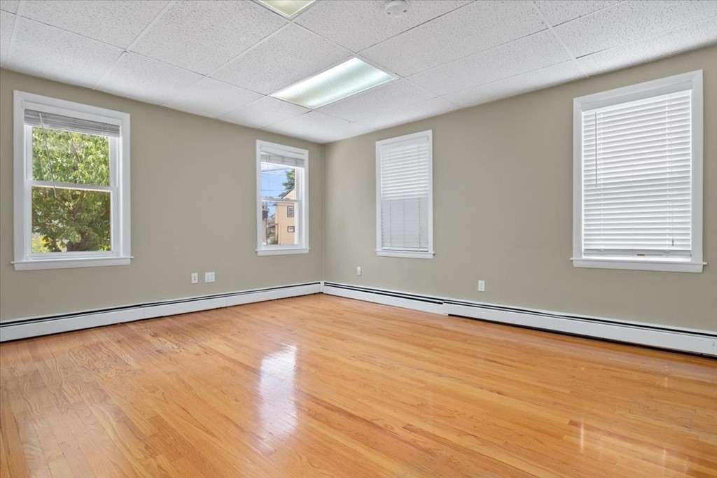 276 North Harvard Street Boston, MA 02134 - Photo 9 of 25