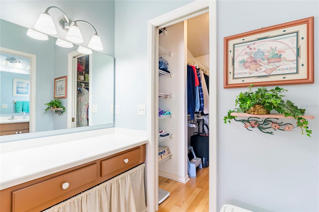 1589 Ridge Top Way Clearwater, FL 33765 - Photo 13 of 40