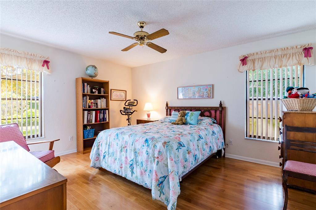 1589 Ridge Top Way Clearwater, FL 33765 - Photo 26 of 40