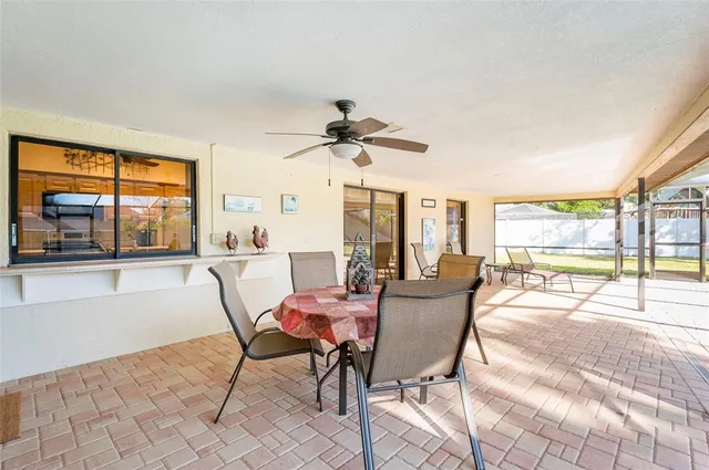 $675,000 | 1589 Ridge Top Way, Clearwater, FL 33765