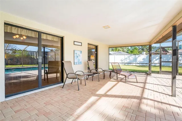 $675,000 | 1589 Ridge Top Way, Clearwater, FL 33765