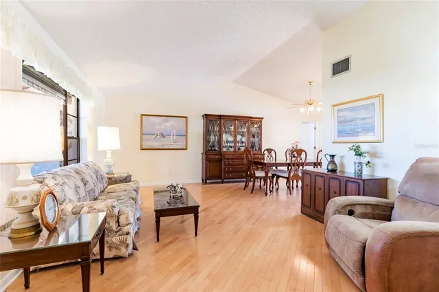 $675,000 | 1589 Ridge Top Way, Clearwater, FL 33765