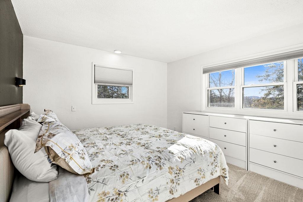 5113 Eagle Lake Road Duluth, MN 55803 - Photo 17 of 44 upstairs primary bedroom