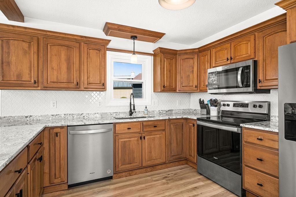 5113 Eagle Lake Road Duluth, MN 55803 - Photo 10 of 44