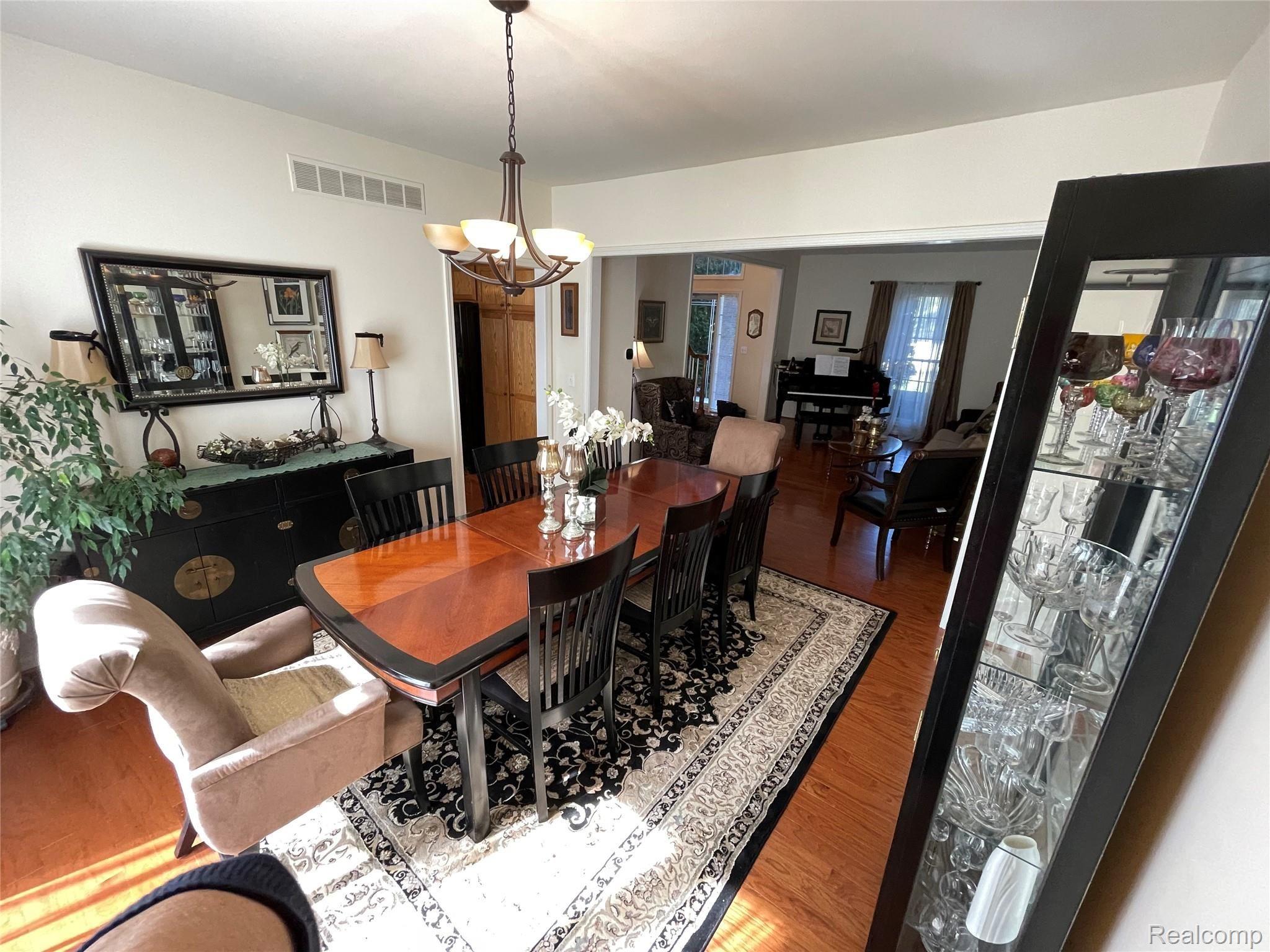 47687 Pavillon Road Canton, MI 48188 - Photo 9 of 70 Formal Dining Room