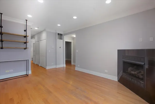 $1,900 | 1951 North Monticello Avenue, Unit 2, Chicago, IL 60647