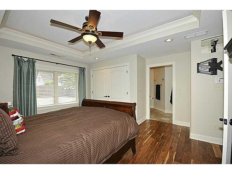 7025 Warwick Road Indianapolis, IN 46220 - Photo 13 of 24 Gallery Image 13