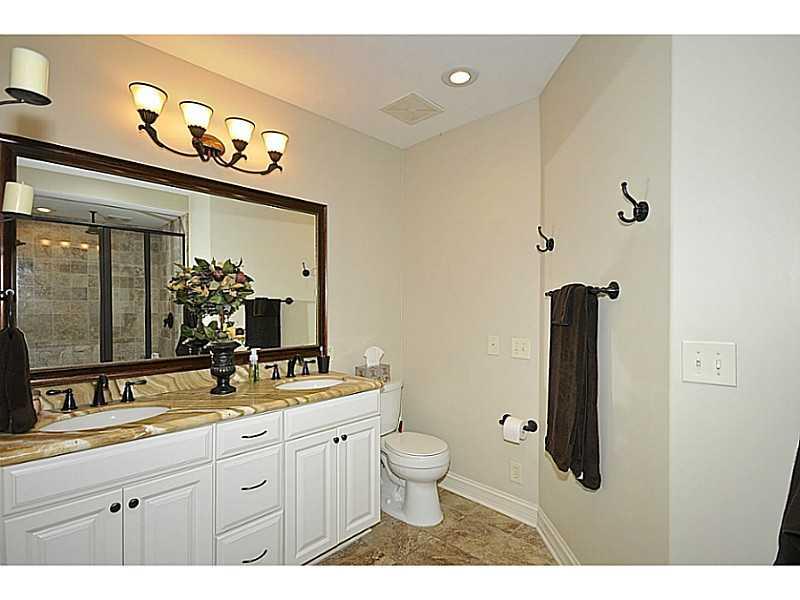 7025 Warwick Road Indianapolis, IN 46220 - Photo 14 of 24 Gallery Image 14