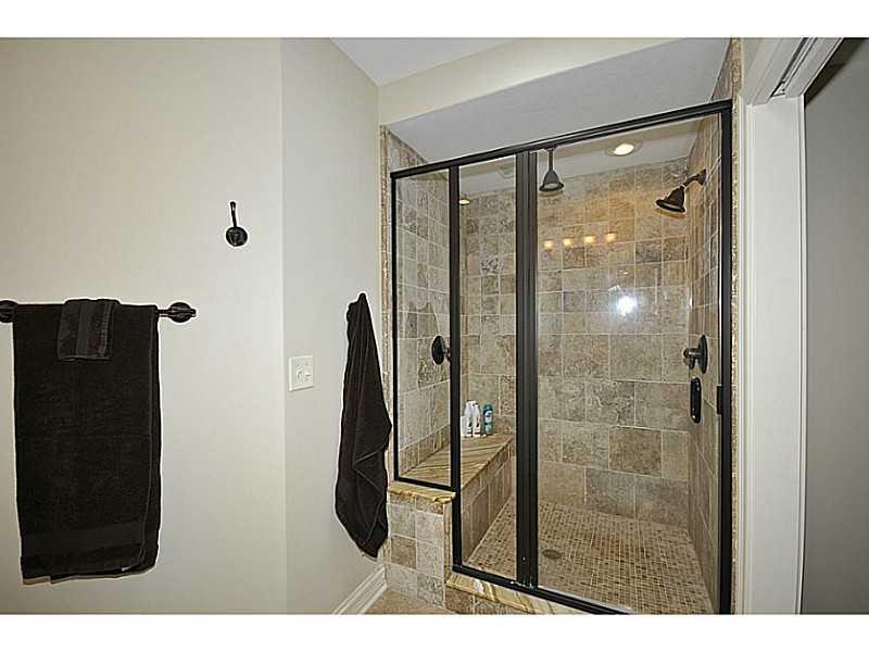 7025 Warwick Road Indianapolis, IN 46220 - Photo 15 of 24 Gallery Image 15
