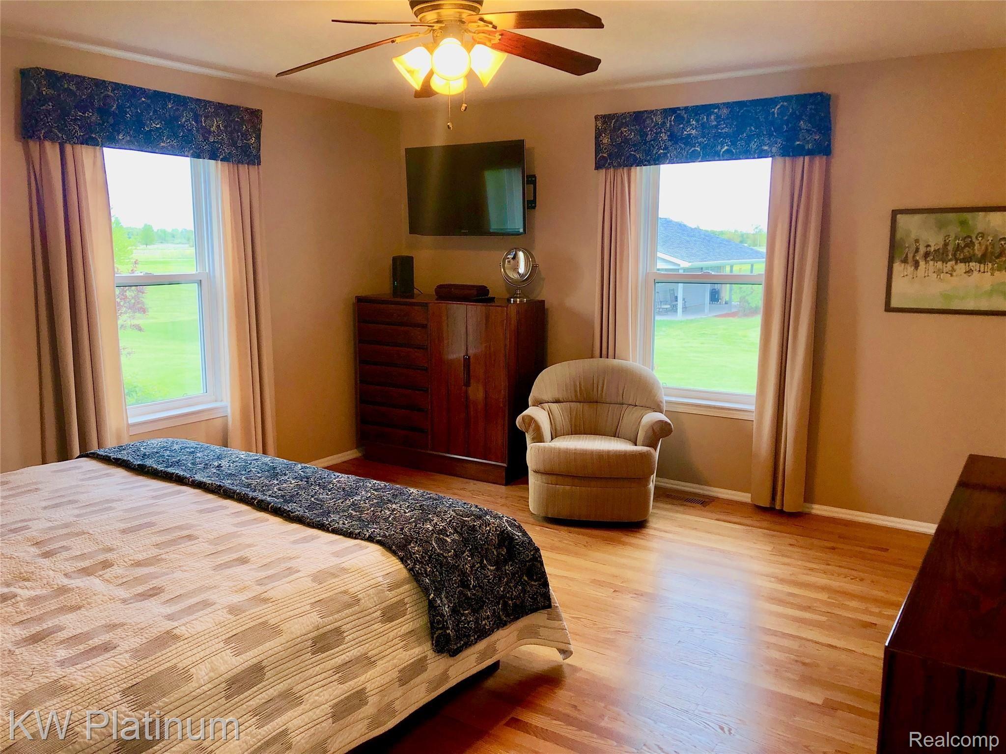 2462 Riley Center Road Memphis, MI 48041 - Photo 32 of 59 IMG_8332.jpg