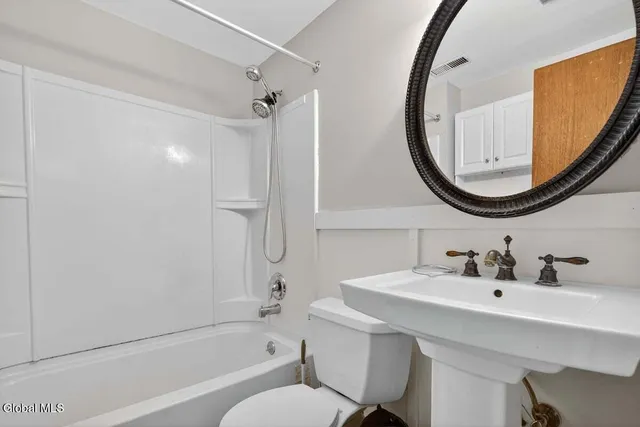 $449,000 | 11 Worden Drive, Saratoga Springs, NY 12866