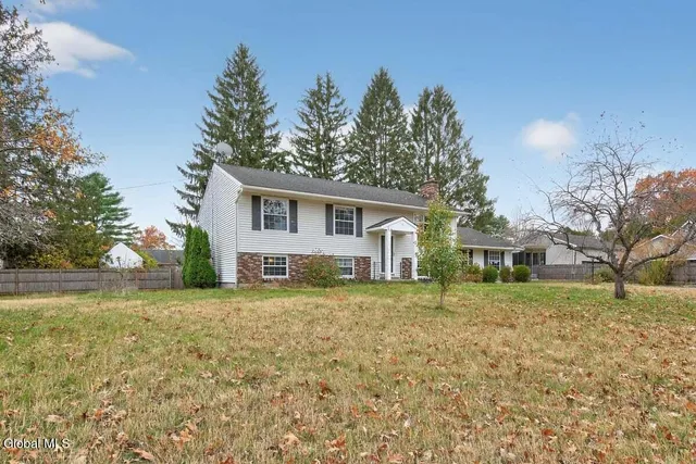 $449,000 | 11 Worden Drive, Saratoga Springs, NY 12866