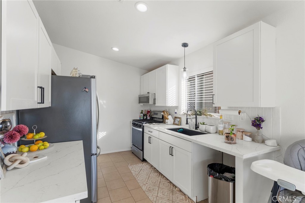 23407 Rolanda Drive Moreno Valley, CA 92553 - Photo 8 of 22