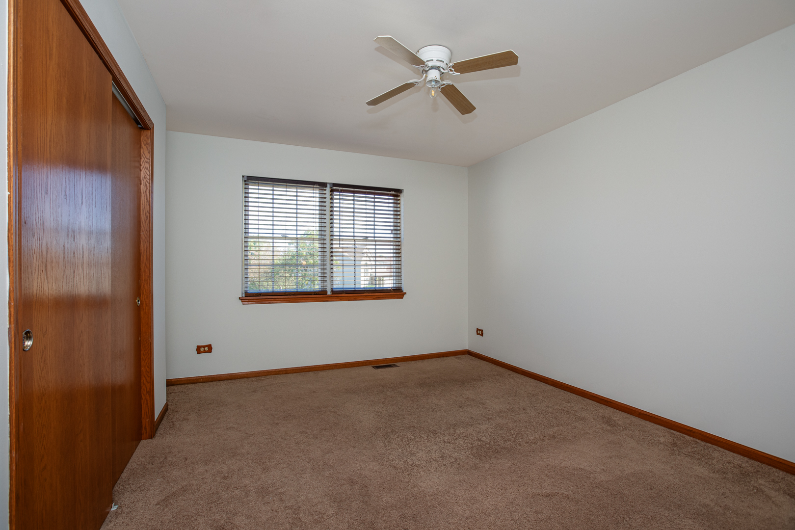 1897 Shore Line Court Romeoville, IL 60446 - Photo 15 of 23 Gallery Image 15