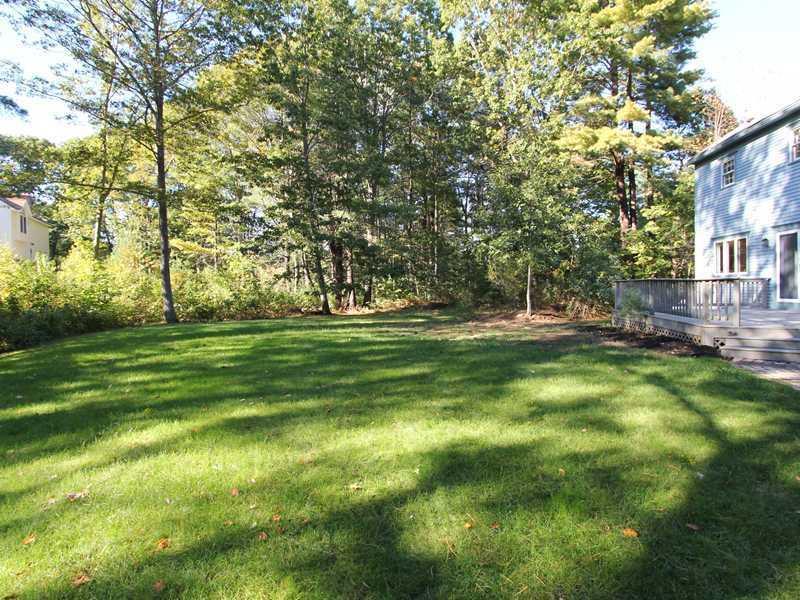 5 Graystone Road Cape Elizabeth, ME 04107 - Photo 24 of 24 Yard/Garden.