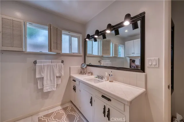 $8,200 | 149 Via Waziers, Newport Beach, CA 92663