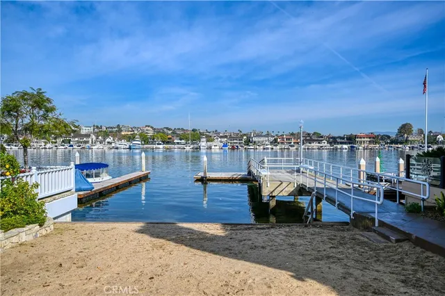 $8,200 | 149 Via Waziers, Newport Beach, CA 92663