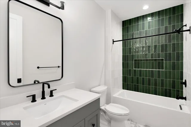 $3,350,000 | 1446 Cola Drive, McLean, VA 22101