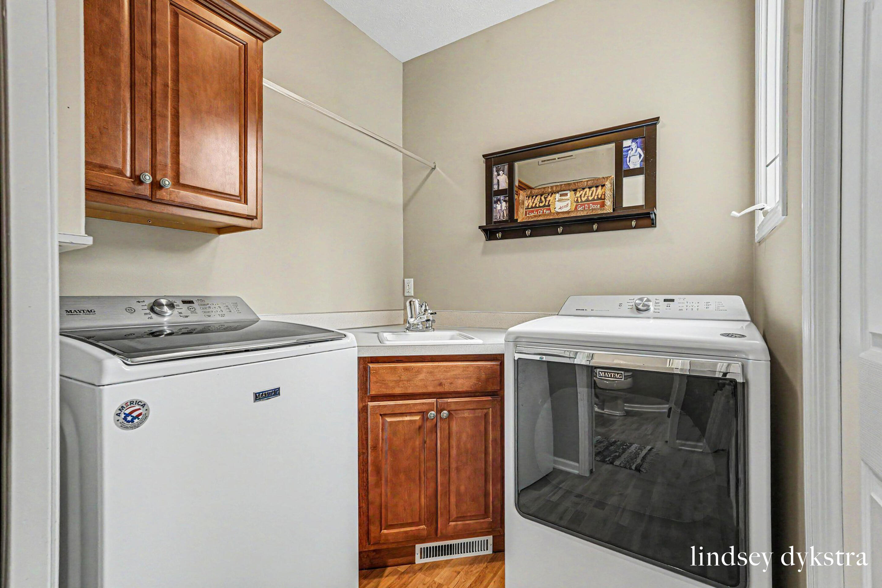 2320 Red Oak Court Northwest Grand Rapids, MI 49504 - Photo 11 of 25 2320 Red Oak Court-5453