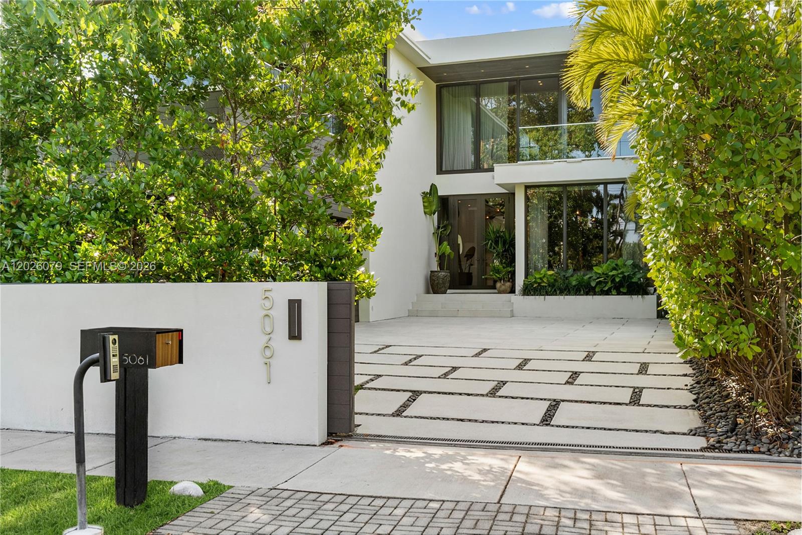 5061 North Bay Road Miami Beach, FL 33140 - Photo 63 of 63
