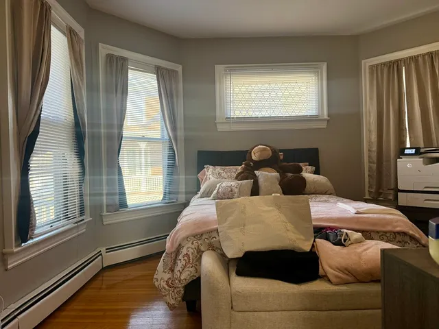 $1,900 | 209 Cottage Street, Unit 1, Pawtucket, RI 02860