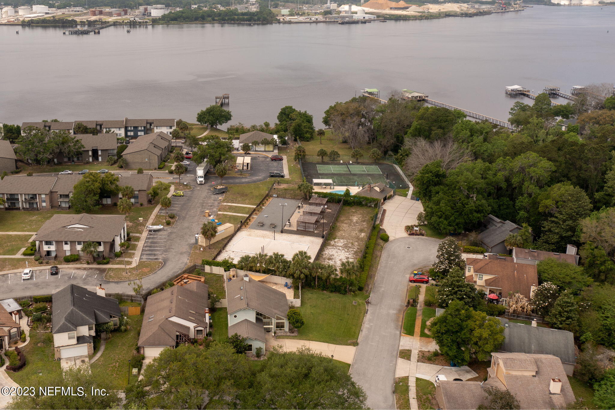 5320 Fort Caroline Road Jacksonville, FL 32277 - Photo 27 of 28 27-WeGoFar_5320FortCarolineRd_027