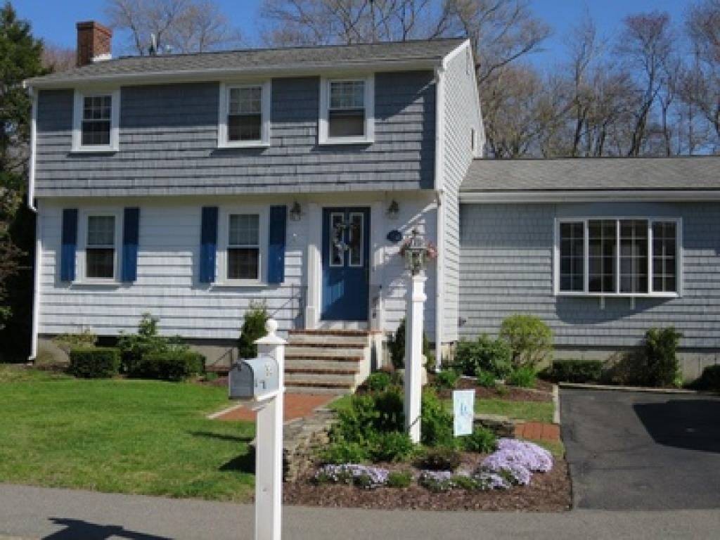 82 Brantwood Road Norwell, MA 02061 - Photo 1 of 12 Gallery Image 1