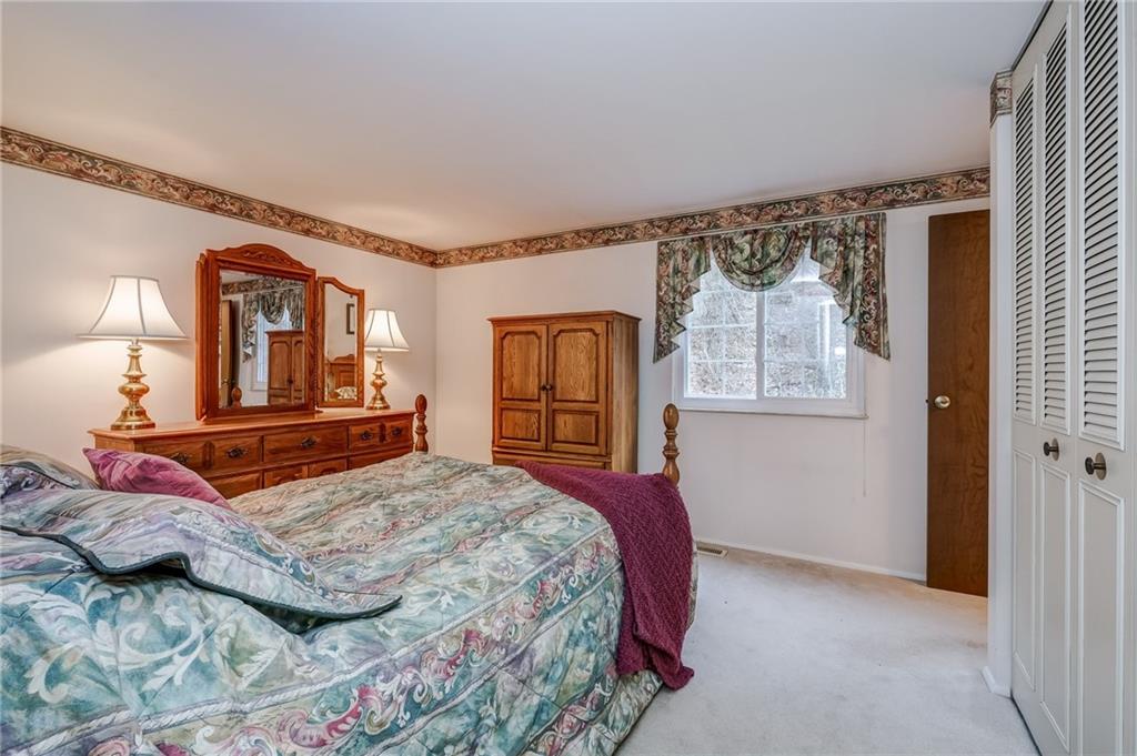 2532 Cole Road Wexford, PA 15090 - Photo 12 of 24 Gallery Image 12