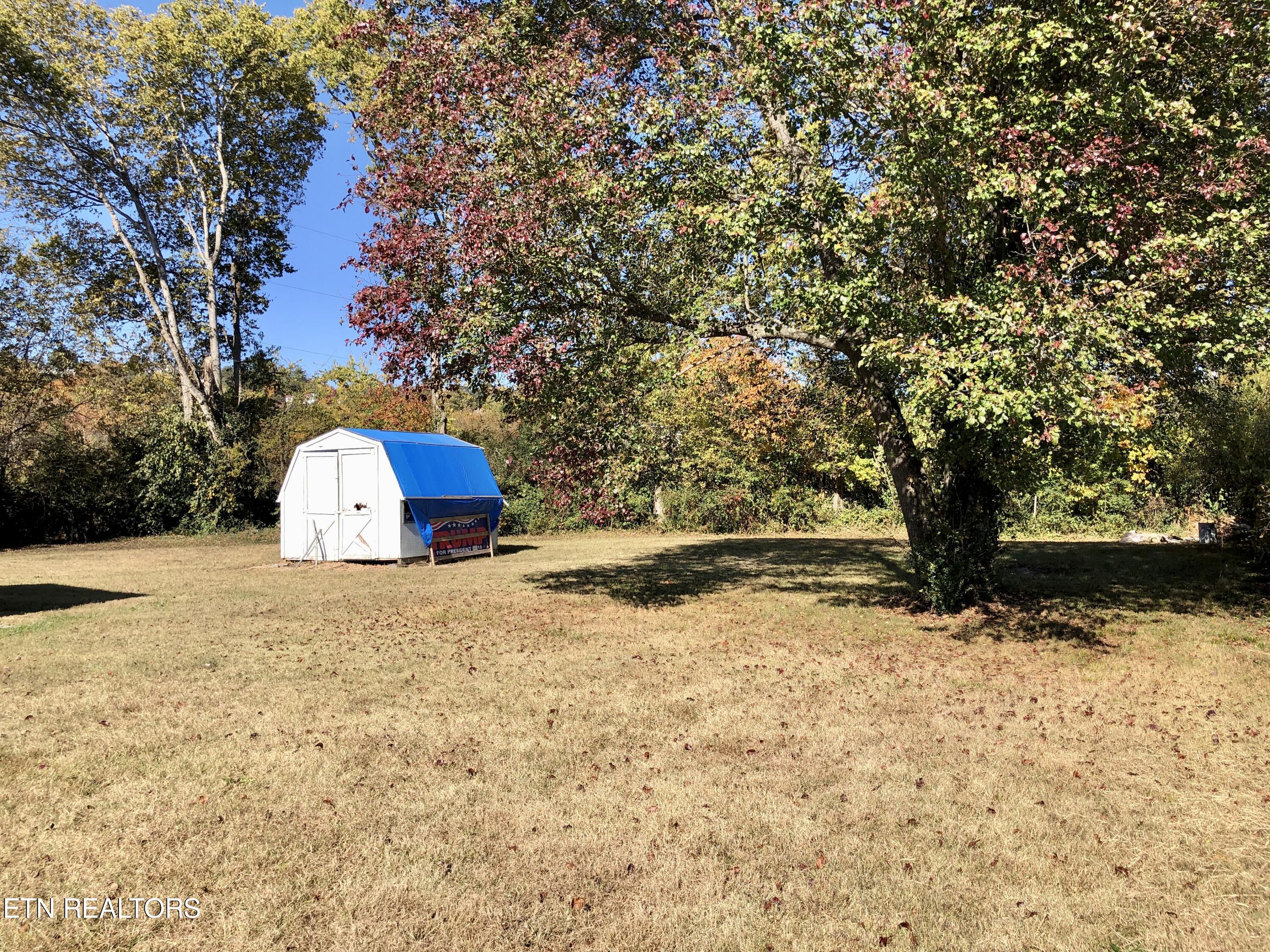 420 Bent Road Kodak, TN 37764 - Photo 15 of 32 IMG_5185