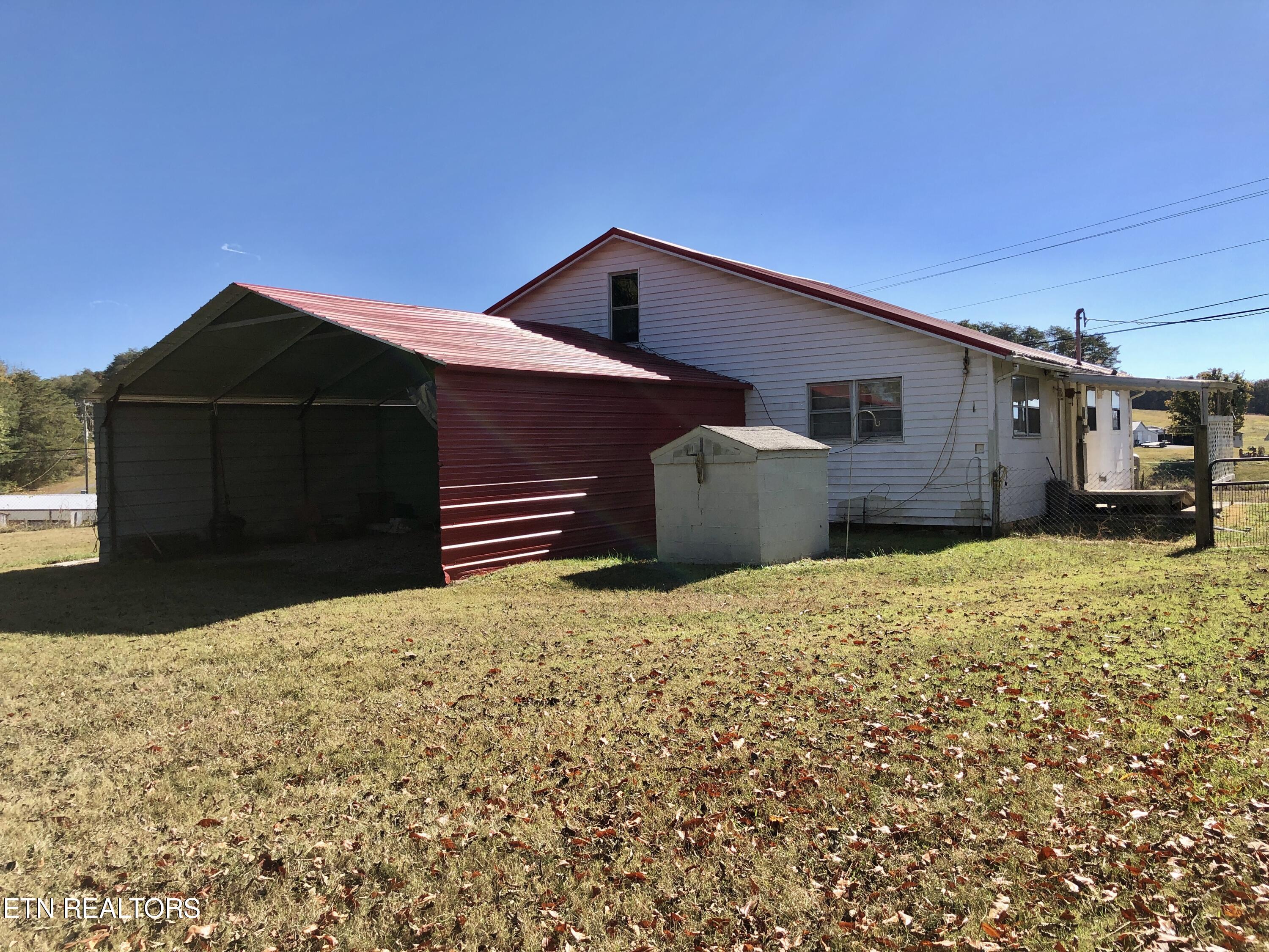420 Bent Road Kodak, TN 37764 - Photo 8 of 32 IMG_5179