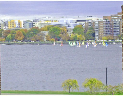 274 Beacon Street, Unit 7F Boston, MA 02116 - Photo 2 of 5 a view of a city
