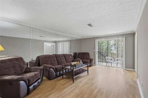 $2,000 | 2388 Lawrenceville Highway, Unit D, Decatur, GA 30033